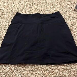Women’s Black Sketchers Skirt Size Medium.